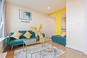 The Royale Penthouse - Skyline View - Balcony