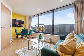 The Royale Penthouse - Skyline View - Balcony