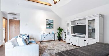 Hot Tub Pool Gameroom Guesthouse On 5A