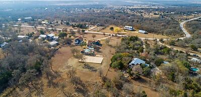 Hot Tub Pool Gameroom Guesthouse On 5A