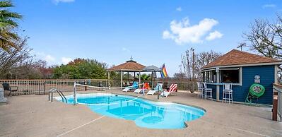 Hot Tub Pool Gameroom Guesthouse On 5A