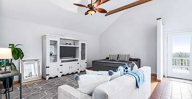 Hot Tub Pool Gameroom Guesthouse On 5A