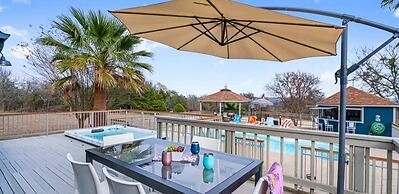 Hot Tub Pool Gameroom Guesthouse On 5A