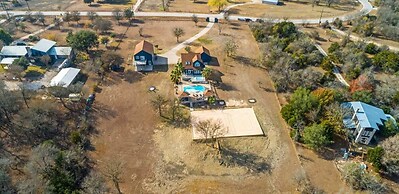 Hot Tub Pool Gameroom Guesthouse On 5A