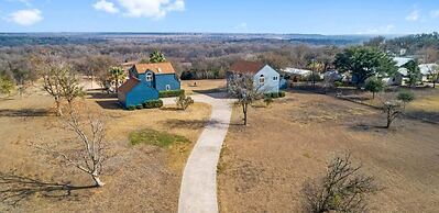 Hot Tub Pool Gameroom Guesthouse On 5A
