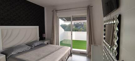 Marbella Oasis Villa With 6 Bedrooms