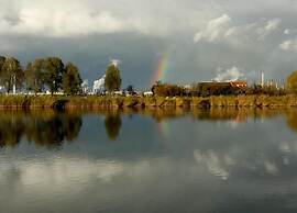 Bungalow by Water Near Rotterdam