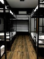 GHATSIDE HOSTEL & STAY