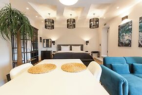 Apollonio Suites
