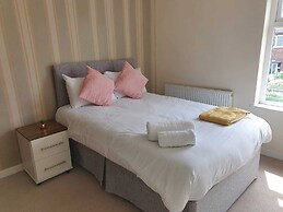 Comfortable Homestay in Stoke