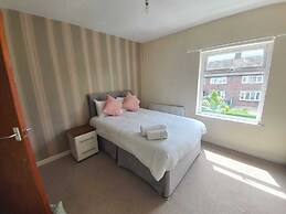 Comfortable Homestay in Stoke