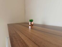 Comfortable Homestay in Stoke