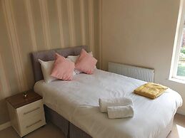 Comfortable Homestay in Stoke