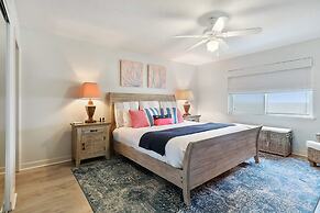 Sandy Key 635 2 BD 2BH 6th Floor