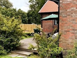 5 Star Holiday Home in Mollosund