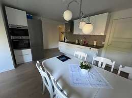5 Star Holiday Home in Mollosund
