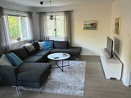 5 Star Holiday Home in Mollosund