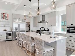 The Lazy Fish - Viviana #3