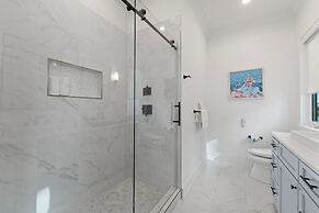 The Lazy Fish - Viviana #3