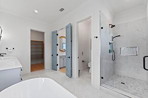 The Lazy Fish - Viviana #3