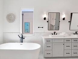 The Lazy Fish - Viviana #3