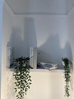 Spacious 2-bed Near Etihad-games Room-free Parking