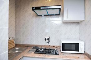 Goddis Apartments Ajah