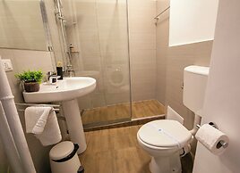 Metropole Apartments University Square