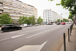 Metropole Apartments University Square