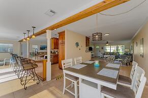 Gogo House in Port Charlotte