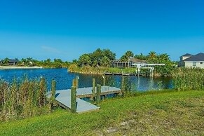 Canal Dreams 3 BR 2 BA Pool Home on the Canal