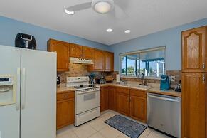 Canal Dreams 3 BR 2 BA Pool Home on the Canal