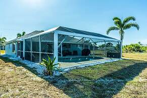 Canal Dreams 3 BR 2 BA Pool Home on the Canal