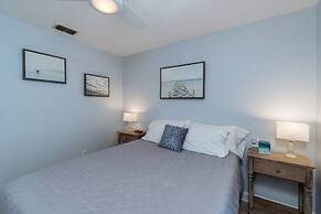 Canal Dreams 3 BR 2 BA Pool Home on the Canal