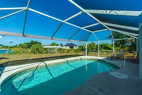 Canal Dreams 3 BR 2 BA Pool Home on the Canal