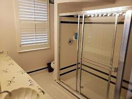 Big House on the Myakka Sleeps 12 Heated Pool Spa