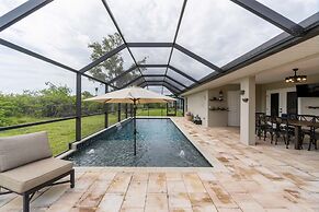 Sunset Serenity in Port Charlotte