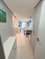 Laguna Beach em Porto by Easy Home