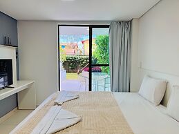 Laguna Beach em Porto by Easy Home