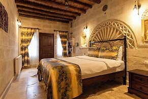 Midland Cave Suites