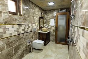 Midland Cave Suites