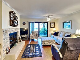 Sea Winds 52 by Distinctive Beach Rentals