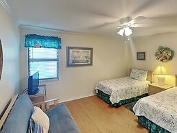 Sea Winds 52 by Distinctive Beach Rentals