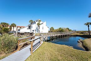Sea Winds 52 by Distinctive Beach Rentals