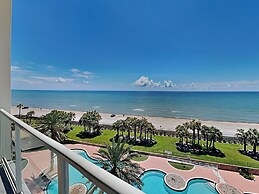 Diamond Beach 609 - Sunrise on the Coast