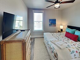 Pointe West 303 - Beachside Blue Sailfish