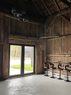 Emrose Luxury Cabins
