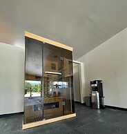 Emrose Luxury Cabins