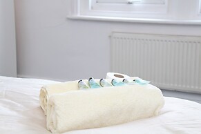 Cosy room in stafford road