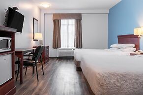 Signature Inn & Suites Hamilton